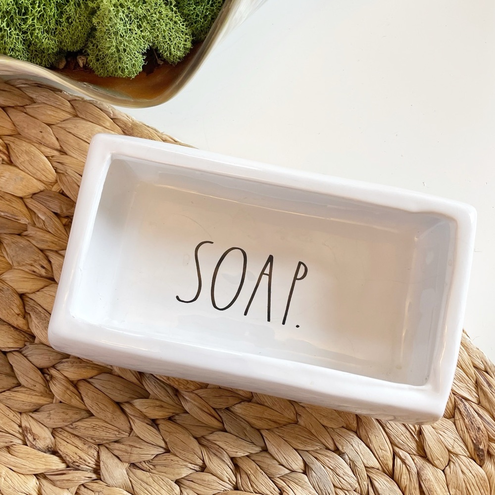 • Rae Dunn Ceramic Soap Dish •